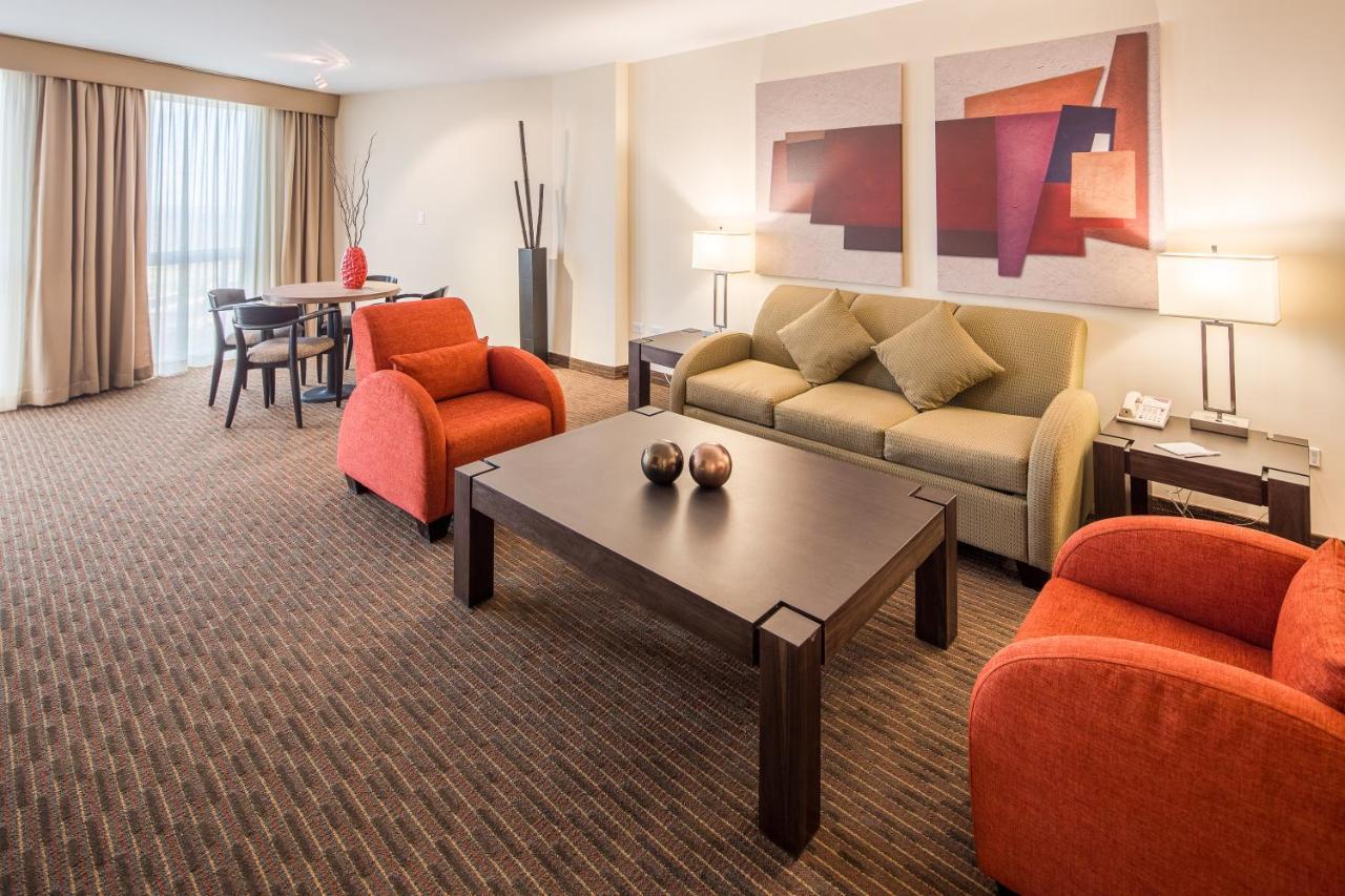 Crowne Plaza Monterrey Aeropuerto By Ihg Hotel Kültér fotó